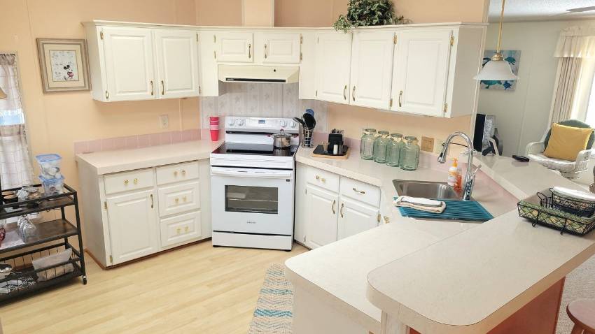 2237 Meadowlark Place a Lake Wales, FL Mobile or Manufactured Home for Sale
